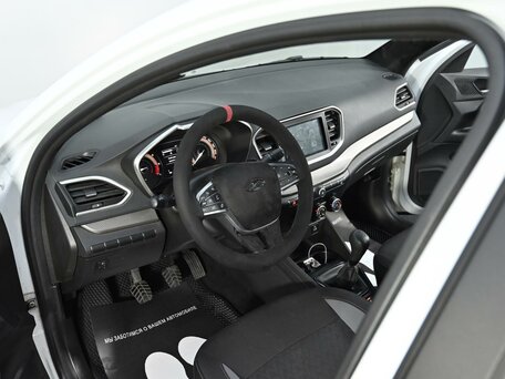 2023 Lada (ВАЗ) Vesta I Рестайлинг (NG), белый, 905000 рублей, вид 5