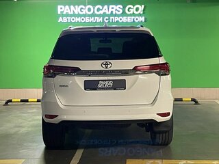 2019 Toyota Fortuner II, белый, 2775000 рублей, вид 5