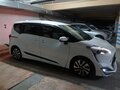 2020 Toyota Sienta II Рестайлинг, белый, 1850000 рублей
