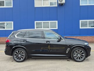 2023 BMW X5 30Li IV (G05/G18), чёрный, 7465000 рублей, вид 4