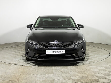 2021 Kia K5 III, чёрный, 2399700 рублей, вид 2