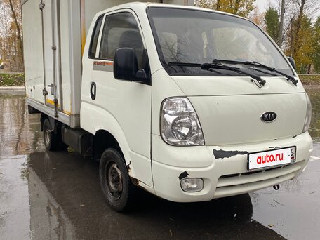 2012 Kia Bongo, белый, 700000 рублей, вид 2