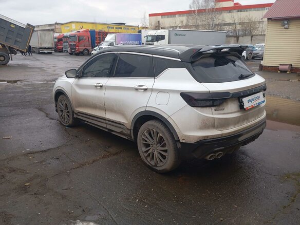 2023 Geely Coolray I, белый, 1192635 рублей - вид 3
