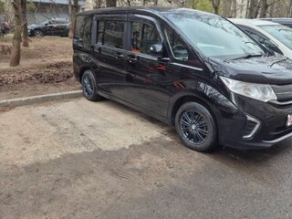 2015 Honda Stepwgn V, чёрный, 1750000 рублей, вид 2