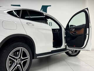 2021 Mercedes-Benz GLC 300 e I (X253) Рестайлинг, белый, 5800000 рублей, вид 5