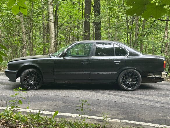 1990 BMW 5 серии 525i III (E34), чёрный - вид 4