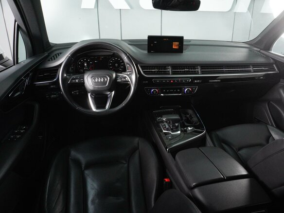 2019 Audi Q7 II (4M), белый, 4579000 рублей - вид 5