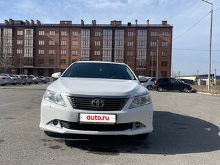 2012 Toyota Camry Japan Market VII (XV50), белый, 1700000 рублей, вид 2