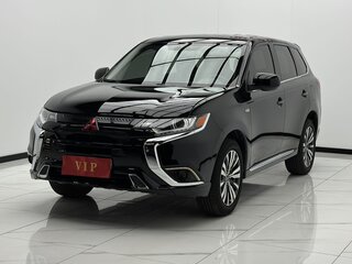 2022 Mitsubishi Outlander III Рестайлинг 3, чёрный, 1850000 рублей, вид 3