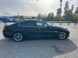 2012 BMW 5 серии 520i VI (F10/F11/F07), чёрный, 1640000 рублей, вид 4