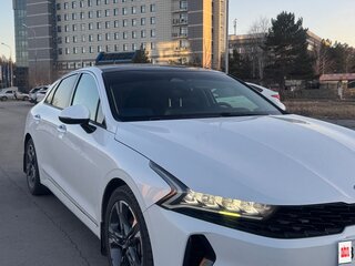 2020 Kia K5 III, белый, 2500000 рублей, вид 2