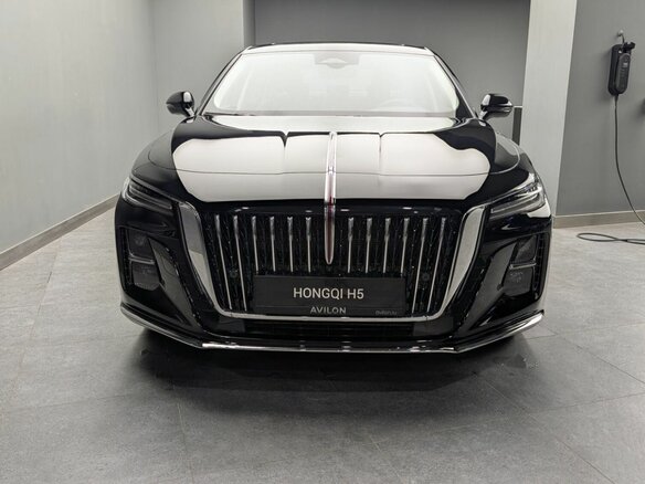 2025 Hongqi H5 II, чёрный - вид 3