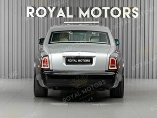 2016 Rolls-Royce Phantom VII Рестайлинг (Series II), чёрный, 21700000 рублей, вид 4