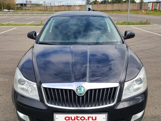 2011 Skoda Octavia II (A5) Рестайлинг, чёрный, 800000 рублей, вид 2