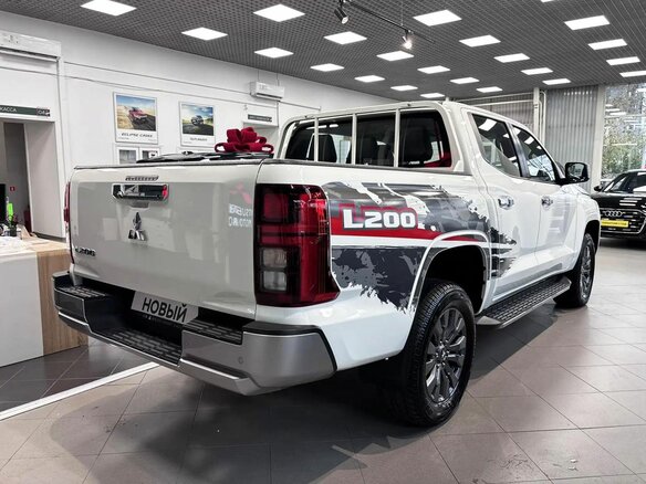 2026 Mitsubishi L200 VI, белый, 5299000 рублей - вид 6