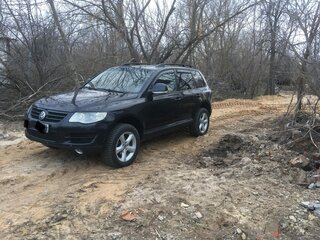 2007 Volkswagen Touareg I Рестайлинг, чёрный, 1100000 рублей, вид 5