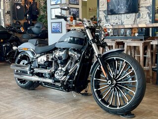 2024 Harley-Davidson Breakout, серый, 3300000 рублей, вид 3