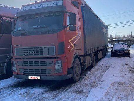 2006 Volvo FH, красный, 2399000 рублей, вид 5
