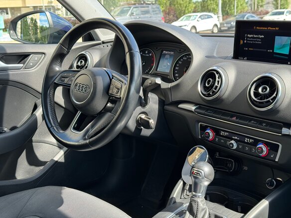 2016 Audi A3 III (8V) Рестайлинг, синий, 1840000 рублей - вид 12