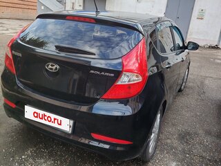 2015 Hyundai Solaris I Рестайлинг, чёрный, 1000000 рублей, вид 3