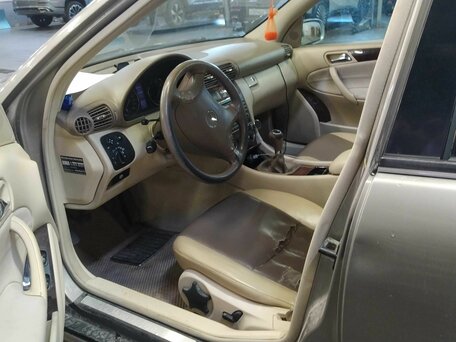 2006 Mercedes-Benz C-Класс 200 II (W203) Рестайлинг, серый, 560000 рублей, вид 5