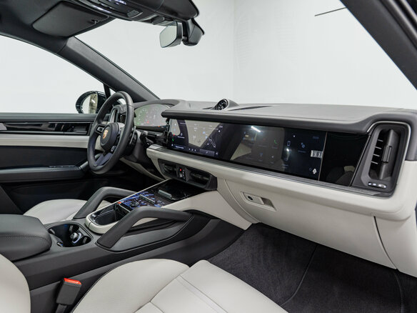 2025 Porsche Cayenne Coupé III Рестайлинг, чёрный, 17490000 рублей - вид 14