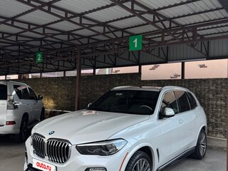 2019 BMW X5 40i IV (G05/G18), белый, 6250000 рублей, вид 2