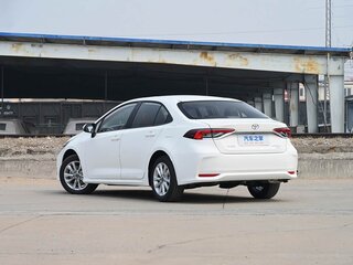 2026 Toyota Corolla XII (E210), белый, 2262757 рублей, вид 4