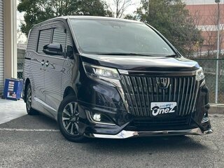 2021 Toyota Esquire I Рестайлинг, чёрный, 2434400 рублей, вид 3