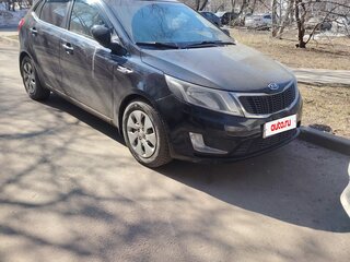 2012 Kia Rio 5-speed III, чёрный, 715000 рублей, вид 2