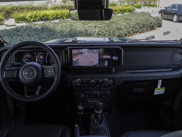 2025 Jeep Wrangler IV (JL) Рестайлинг, зелёный, 9500000 рублей - вид 4