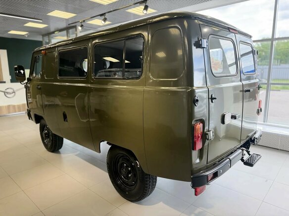 2026 УАЗ 3909, зелёный - вид 3