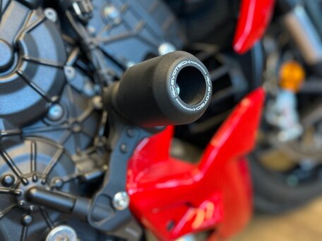 2023 Ducati Diavel V4, чёрный, 2650000 рублей, вид 4