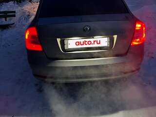 2012 Skoda Octavia II (A5) Рестайлинг, серый, 600000 рублей, вид 2