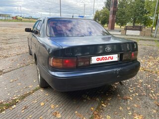 1993 Toyota Camry III (XV10), синий, 230000 рублей, вид 4