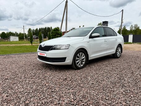 2019 Skoda Rapid I Рестайлинг, белый, 1100000 рублей, вид 1