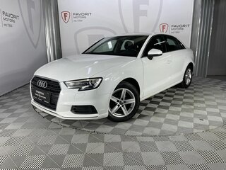 2017 Audi A3 III (8V) Рестайлинг, белый, 1350000 рублей, вид 1