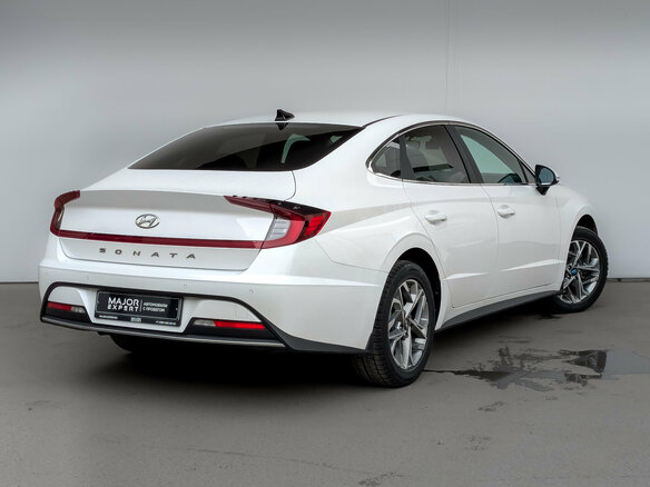 2020 Hyundai Sonata VIII (DN8), белый, 1875000 рублей - вид 4