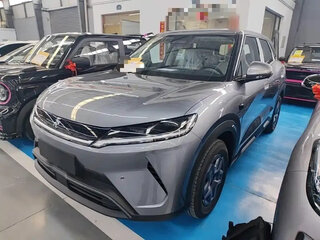 2026 BYD Yuan Up 45.12 kWh, серый, 1750999 рублей, вид 1