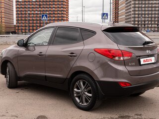 2015 Hyundai ix35 I Рестайлинг, коричневый, 1275000 рублей, вид 4