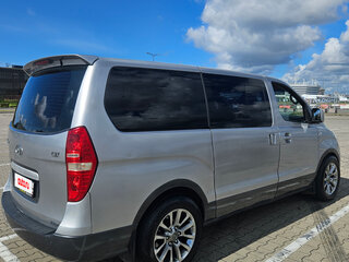 2011 Hyundai Grand Starex I, серый, 1490000 рублей, вид 4