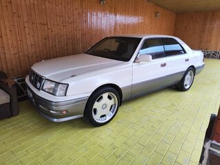 1997 Toyota Crown X (S150), белый, 650000 рублей, вид 1