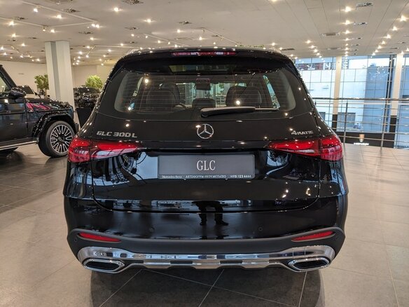 2025 Mercedes-Benz GLC 300 L II (X254), чёрный, 8890000 рублей - вид 5