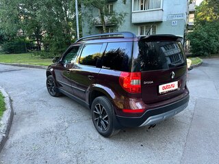 2011 Skoda Yeti I, пурпурный, 930000 рублей, вид 4