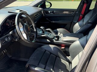 2021 Porsche Cayenne GTS Coupé III, серый, 8900000 рублей, вид 5