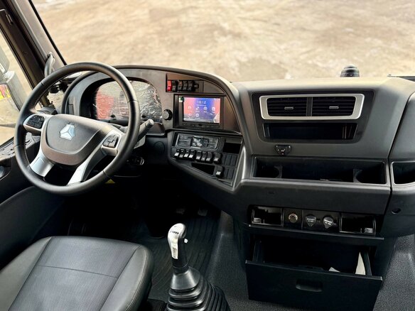 2024 Sinotruk Sitrak C7H, коричневый, 9850000 рублей - вид 5