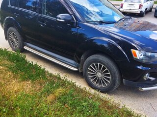 2011 Mitsubishi Outlander II Рестайлинг, чёрный, 875000 рублей, вид 2