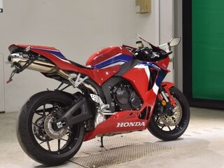 2021 Honda CBR 600RR, красный, 1036000 рублей, вид 4