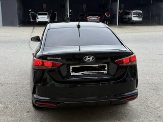 2022 Hyundai Solaris II Рестайлинг, чёрный, 1740000 рублей, вид 5