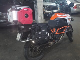 2017 KTM 1290 Super Adventure R, оранжевый, 1050000 рублей, вид 3